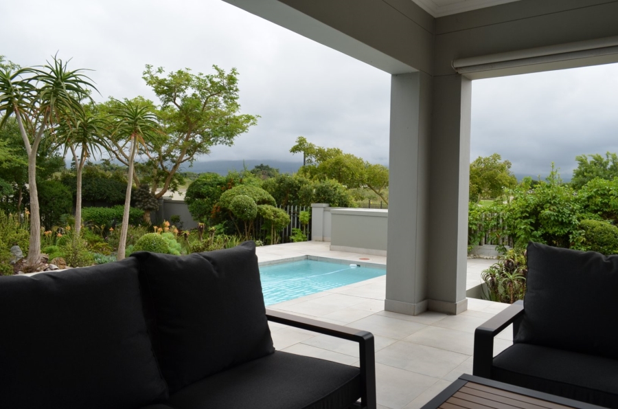 3 Bedroom Property for Sale in Kingswood Golf Estate Western Cape